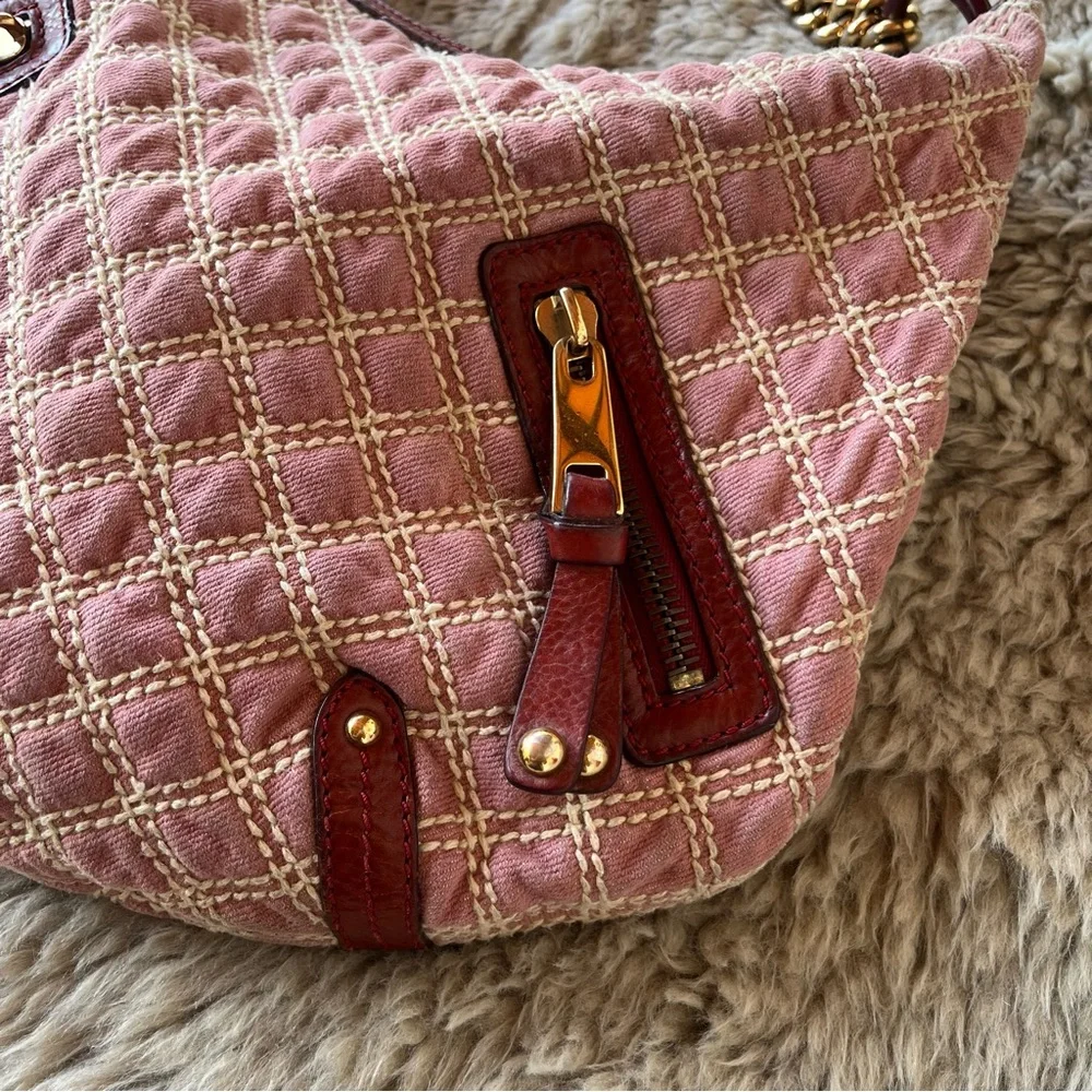 MARC JACOBS Banana Pink Denim Quilted Gold Chain Hobo Bag - Picture 2 of 15